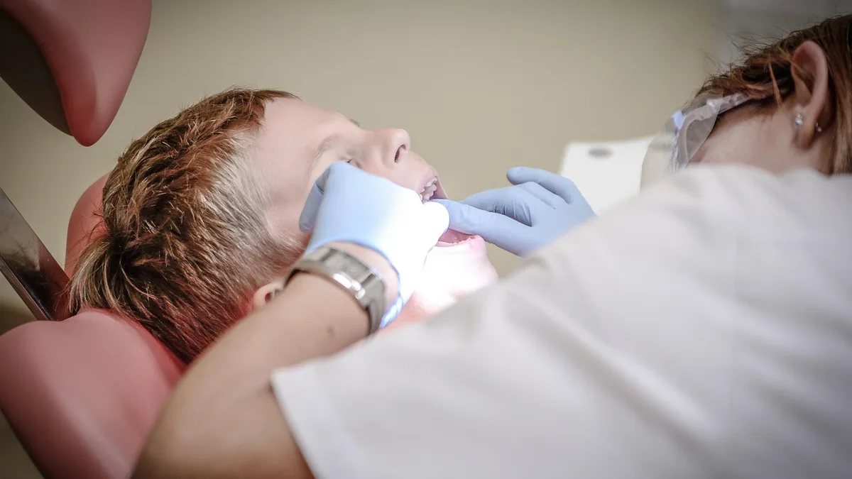 Dry Socket After Wisdom Teeth Removal: What to Know