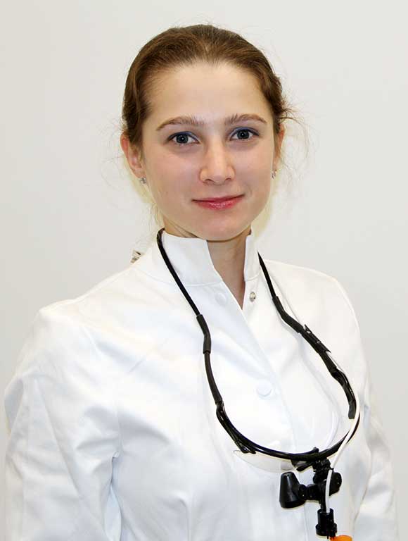 Dr. Olga Antipova, DDS - Cosmetic Dentist & Implant Specialist at Fusion Dental Implants serving Granite Bay